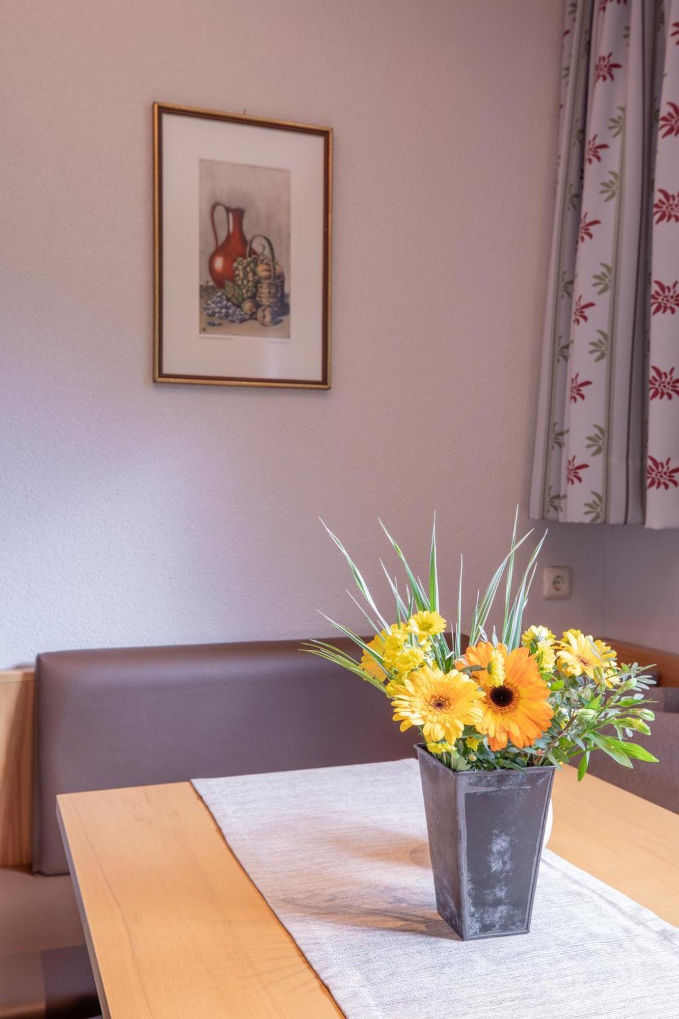 Patteriol Apart-Hotel-Garni ซังคท์อันทอนอัมอาร์ลแบร์ก ภายนอก รูปภาพ